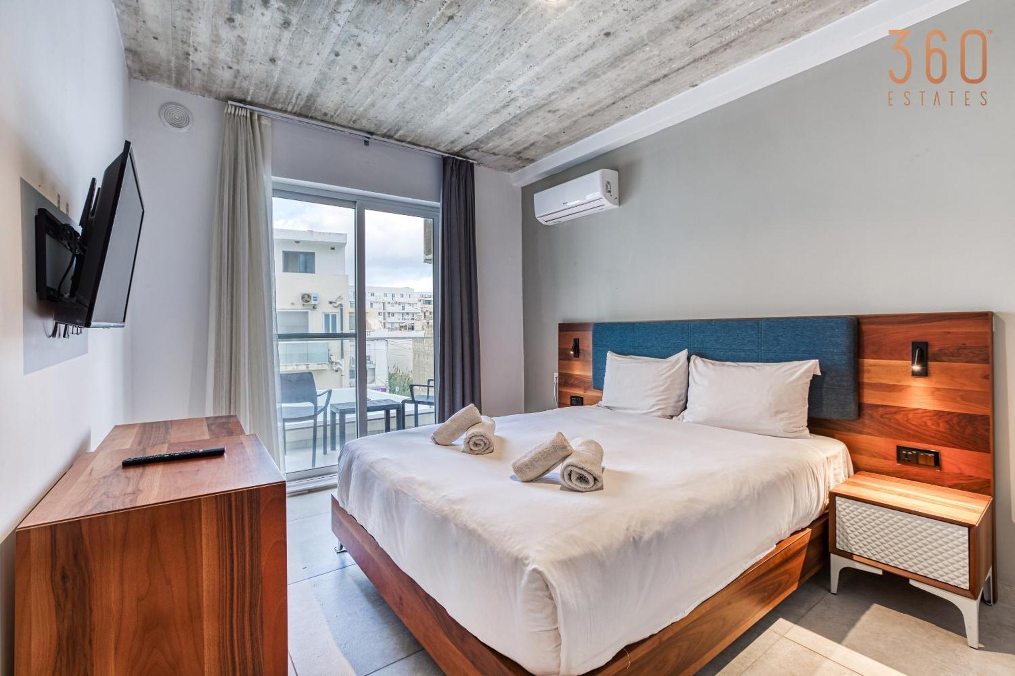 The Swieqi Poolside Suites Is-Swieqi Екстер'єр фото